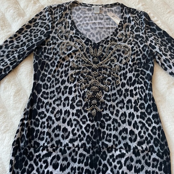 Cache Leopard top. - Picture 5 of 7